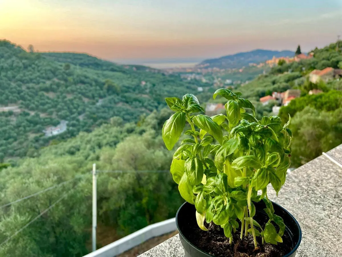 Casa Belvedere Diano San Pietro Italien